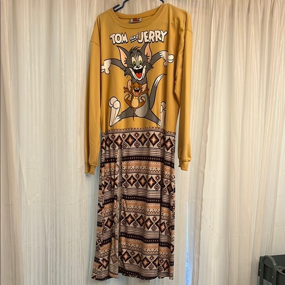Dresses & Skirts - Tom and Jerry Graphic Long Sleeve Dress